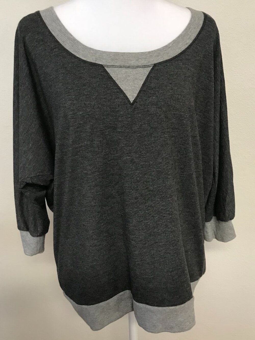 Splendid Soft Dolman Scoop Neck Top Large Charcoal Gray Relaxed